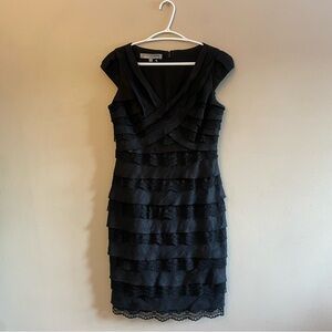 Maggy London Black Tiered Lace V-Neck Cap Sleeve Mini Dress - Size 6 EUC
